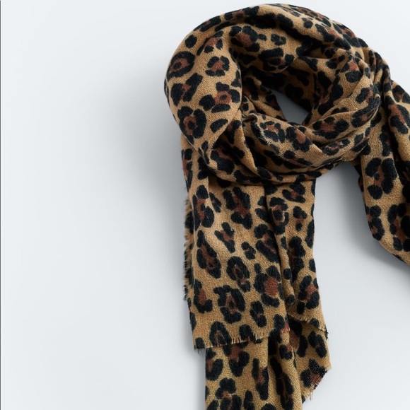 ZARA BNWT Animal Print Scarf - Picture 3 of 5